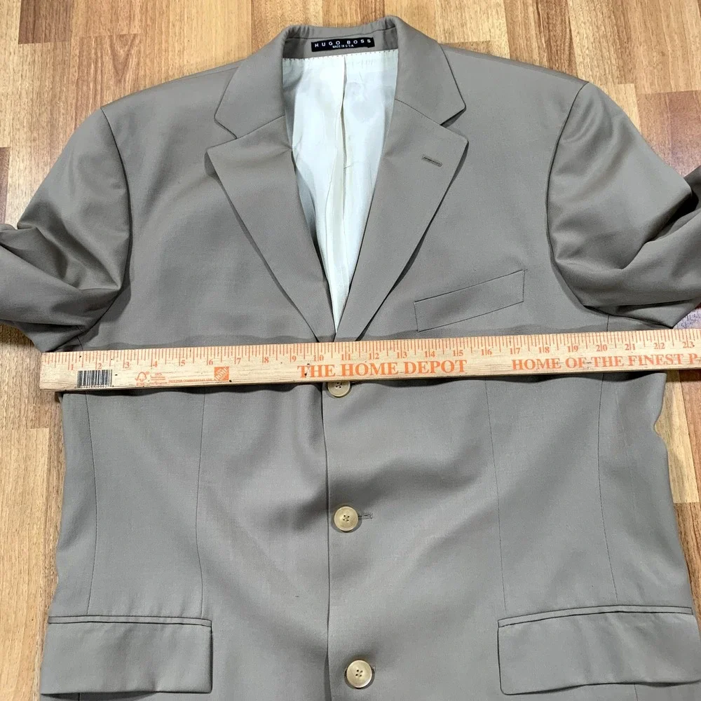 Hugo Boss good gently